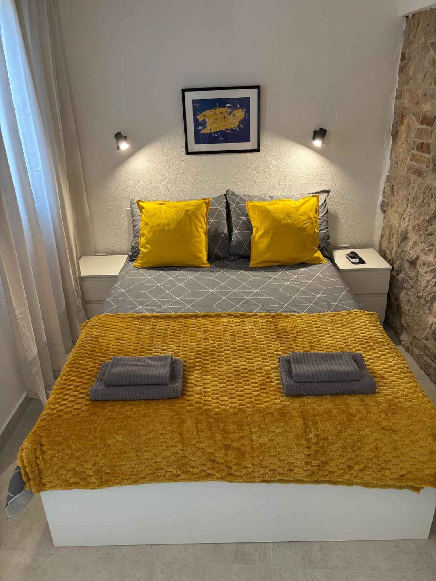 Apartment Ana Вис Экстерьер фото